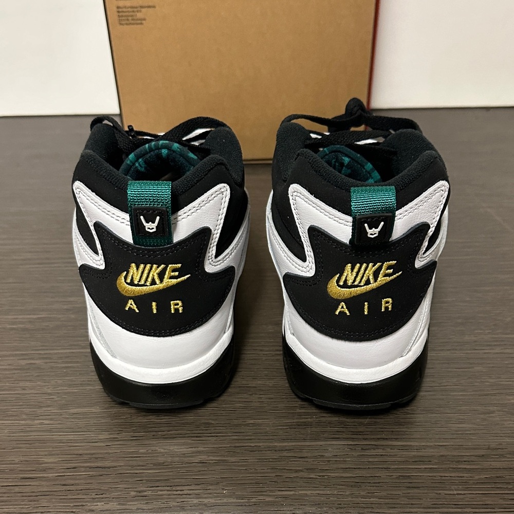 Nike Mens Air Diamond Turf 93 Hard to find. Brand New! Size 11 F16 - Picture 4 of 7